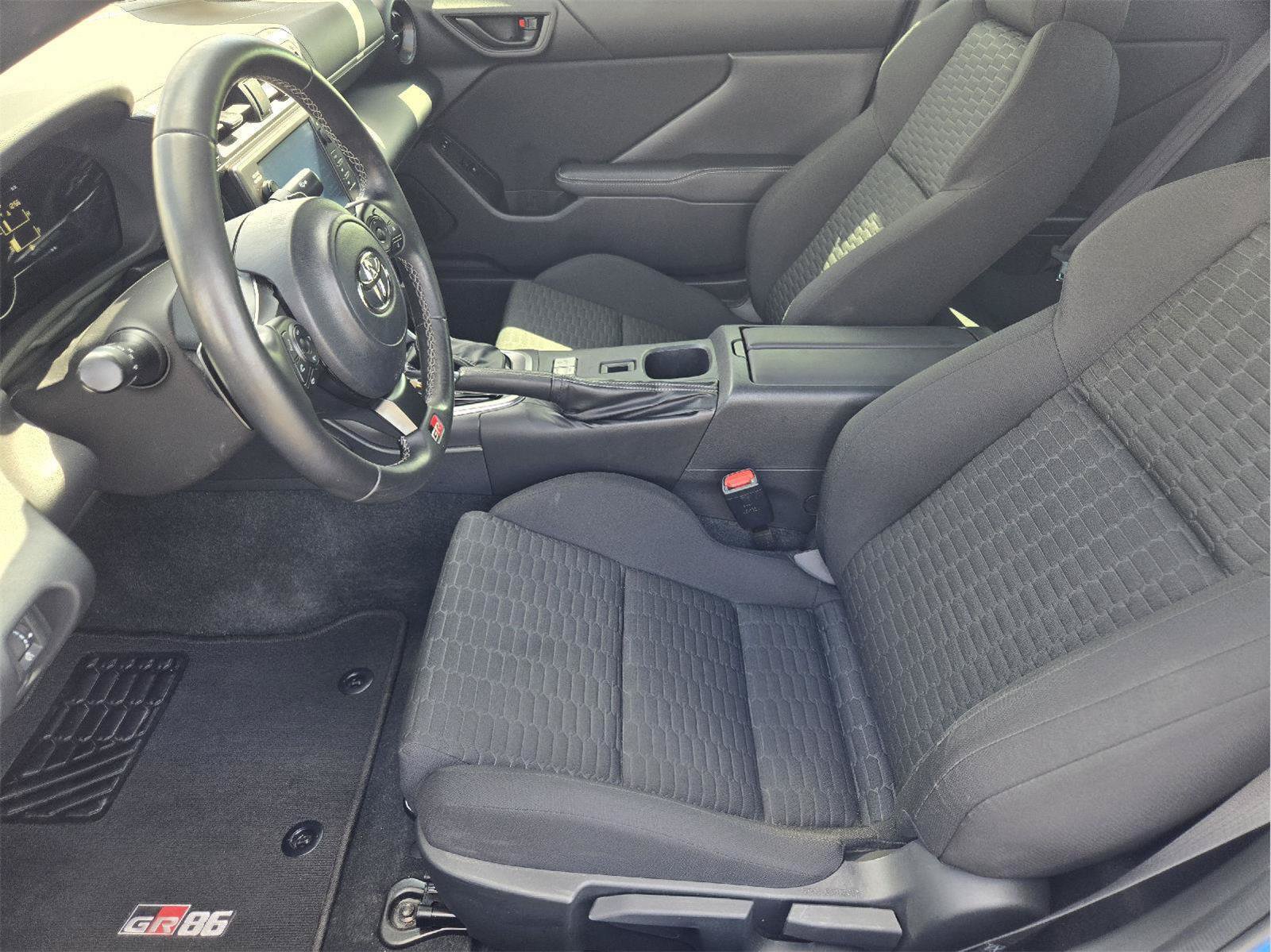 Used 2024 Toyota GR86 RWD image 12