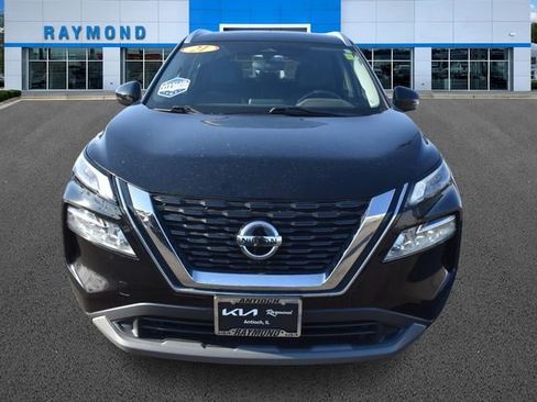 Used 2021 Nissan Rogue SV w/ Premium Package image 8