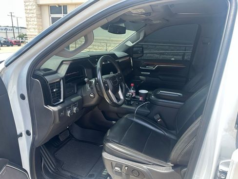 Used 2022 GMC Sierra 1500 Denali AWD/4WD image 18