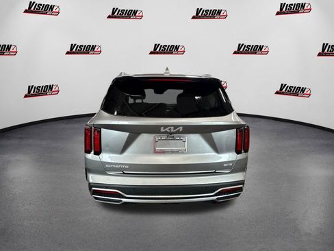 Certified 2023 Kia Sorento EX image 6