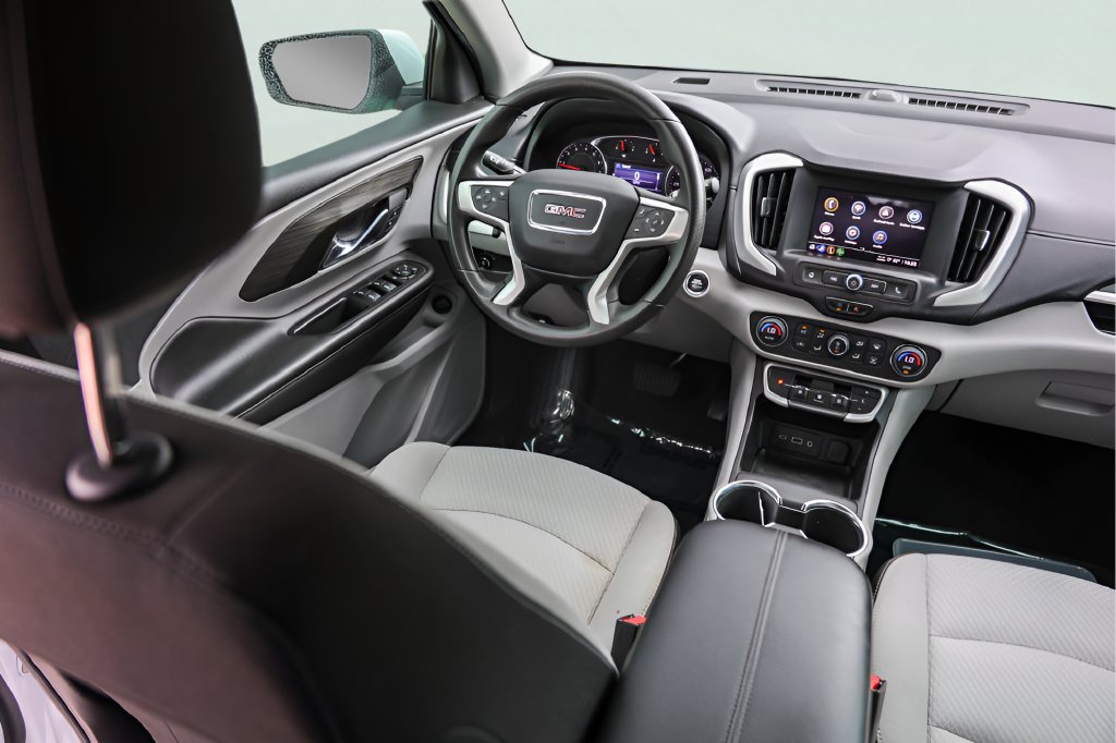 Used 2022 GMC Terrain SLE w/ Driver Convenience Package FWD image 29