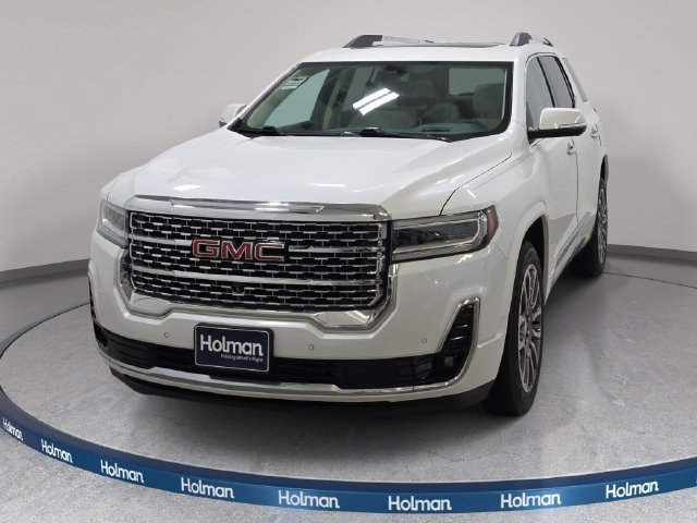 Used 2021 GMC Acadia Denali w/ Denali Technology Package AWD/4WD image 3