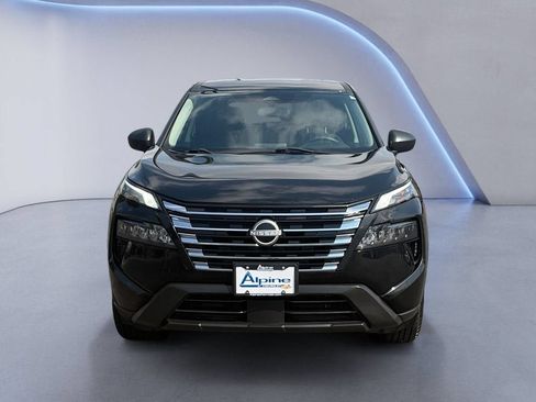 Used 2024 Nissan Rogue S AWD/4WD image 8
