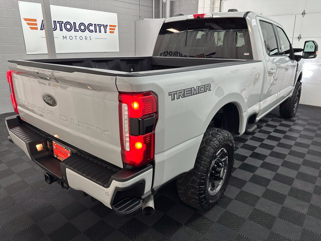 Used 2025 Ford F250 Lariat w/ Lariat Ultimate Package AWD/4WD image 9