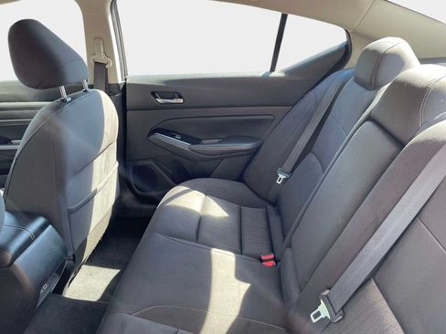 Used 2021 Nissan Altima 2.5 SV FWD image 16