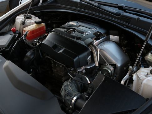 Used 2018 Cadillac CTS Luxury image 53