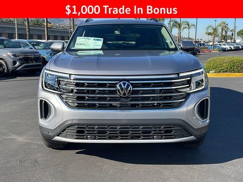 New 2026 Volkswagen Atlas SE FWD image 3