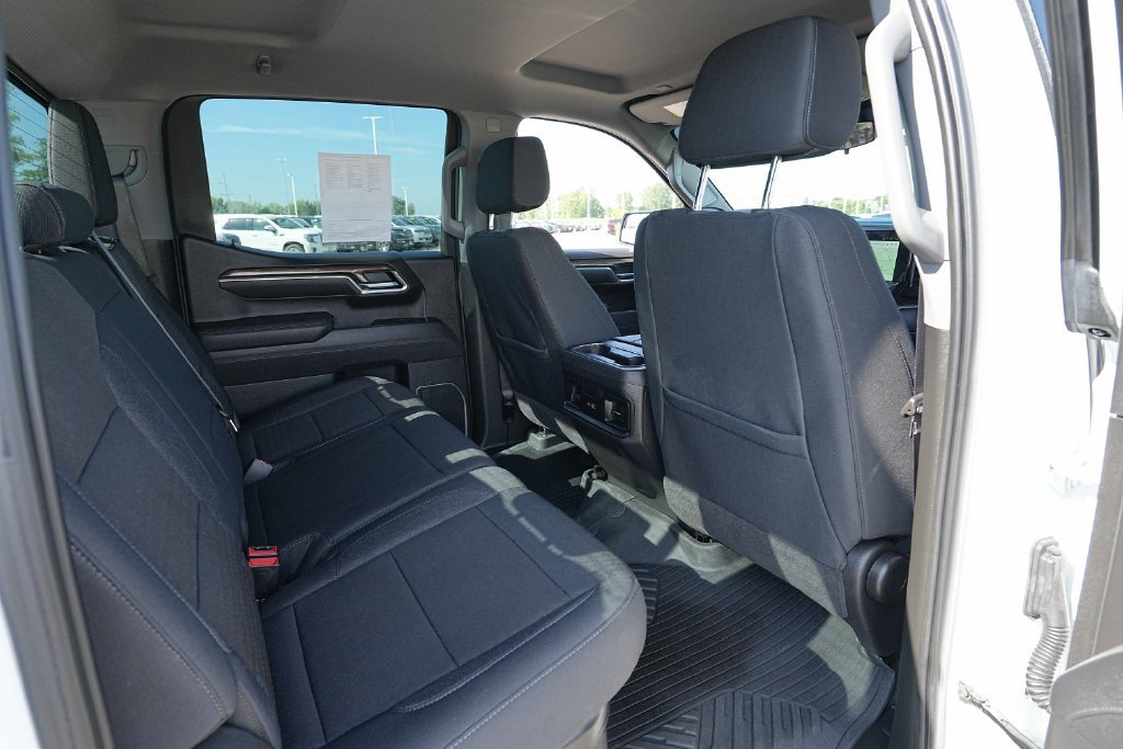 Used 2025 Chevrolet Silverado 1500 LT Trail Boss w/ Convenience Package II AWD/4WD image 25
