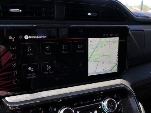 New 2026 GMC Sierra 2500 AT4 w/ AT4 Premium Plus Package AWD/4WD image 32