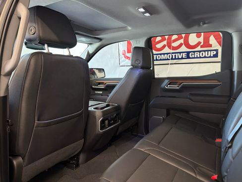 Used 2023 GMC Sierra 1500 Denali w/ Denali Reserve Package image 23