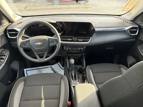 Certified 2024 Chevrolet TrailBlazer LT FWD image 14