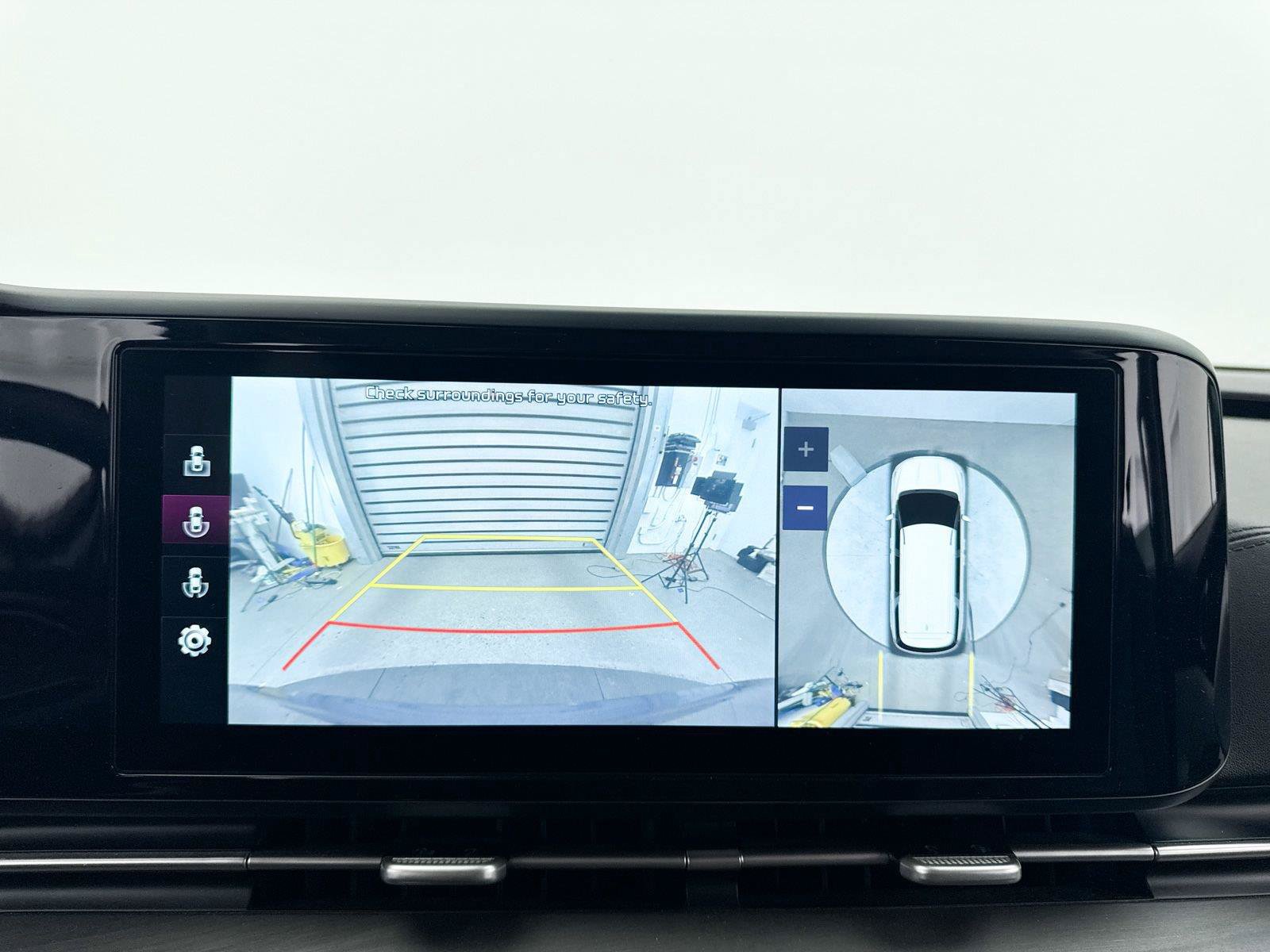 Used 2022 Kia Carnival SX FWD image 10