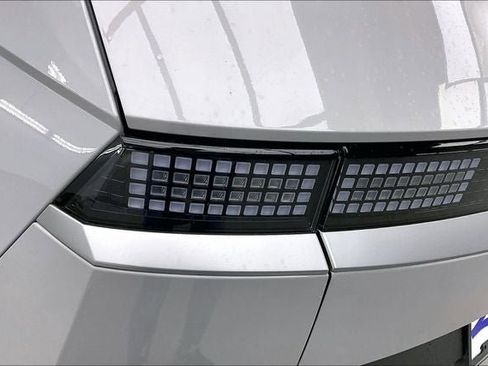 New 2026 Hyundai Ioniq 5 SEL image 16