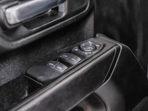 Used 2024 GMC Sierra 3500 Pro w/ Convenience Package image 37