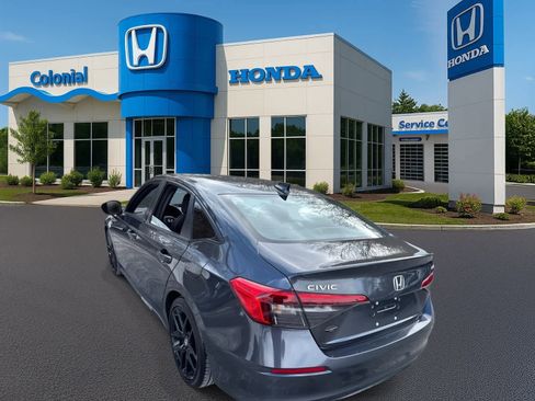 Used 2024 Honda Civic Sport image 4