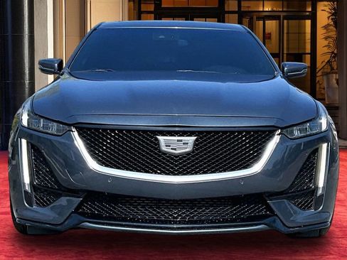 Used 2022 Cadillac CT5 Sport RWD image 3
