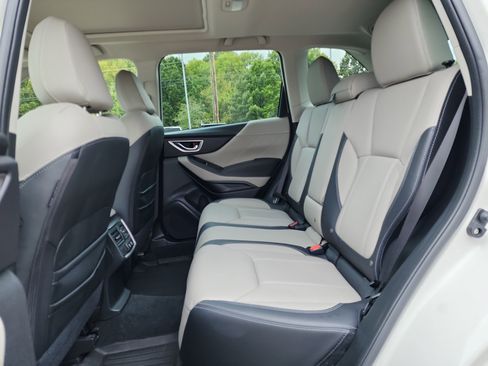 Used 2023 Subaru Forester Limited image 11