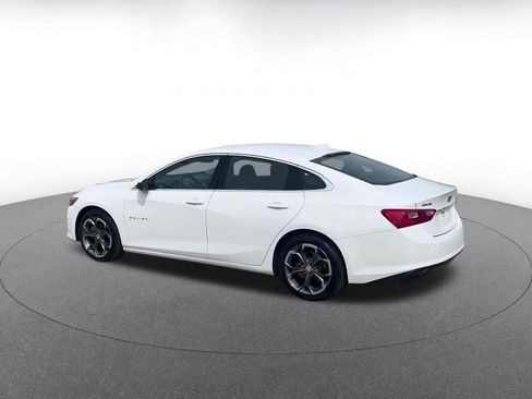 Used 2024 Chevrolet Malibu LT image 11