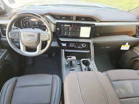 New 2026 GMC Sierra 1500 Denali image 10