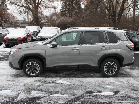 New 2026 Subaru Forester Premium image 5
