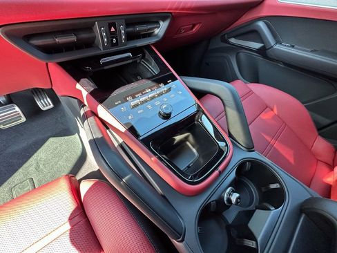 Used 2026 Porsche Cayenne S image 30