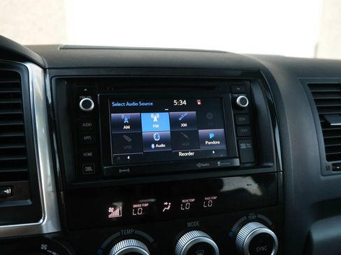 Used 2018 Toyota Sequoia Limited image 38