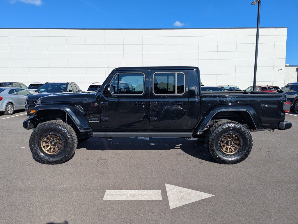 Used 2023 Jeep Gladiator Overland AWD/4WD image 4