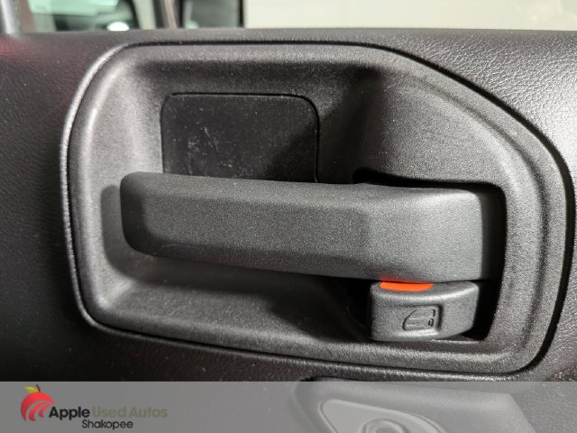 Used 2011 Jeep Wrangler Unlimited Sahara AWD/4WD image 28