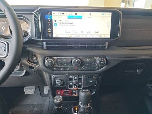 New 2026 Jeep Wrangler Unlimited Rubicon image 20