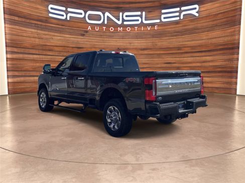 Used 2024 Ford F250 Limited w/ FX4 Off-Road Package image 3