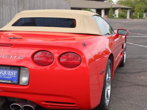 Used 1999 Chevrolet Corvette Convertible w/ Memory Pkg RWD image 27