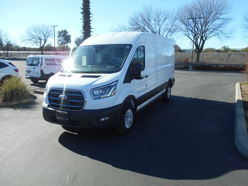 Used 2022 Ford E-Transit Medium Roof w/ Load Area Protection Package image 1