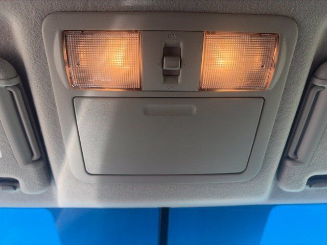 Used 2006 Nissan Frontier LE w/ (H01) Rockford Fosgate Pkg RWD image 24