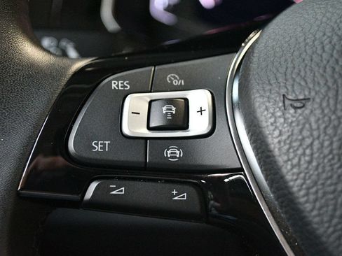 Used 2020 Volkswagen Jetta SEL Premium FWD image 41