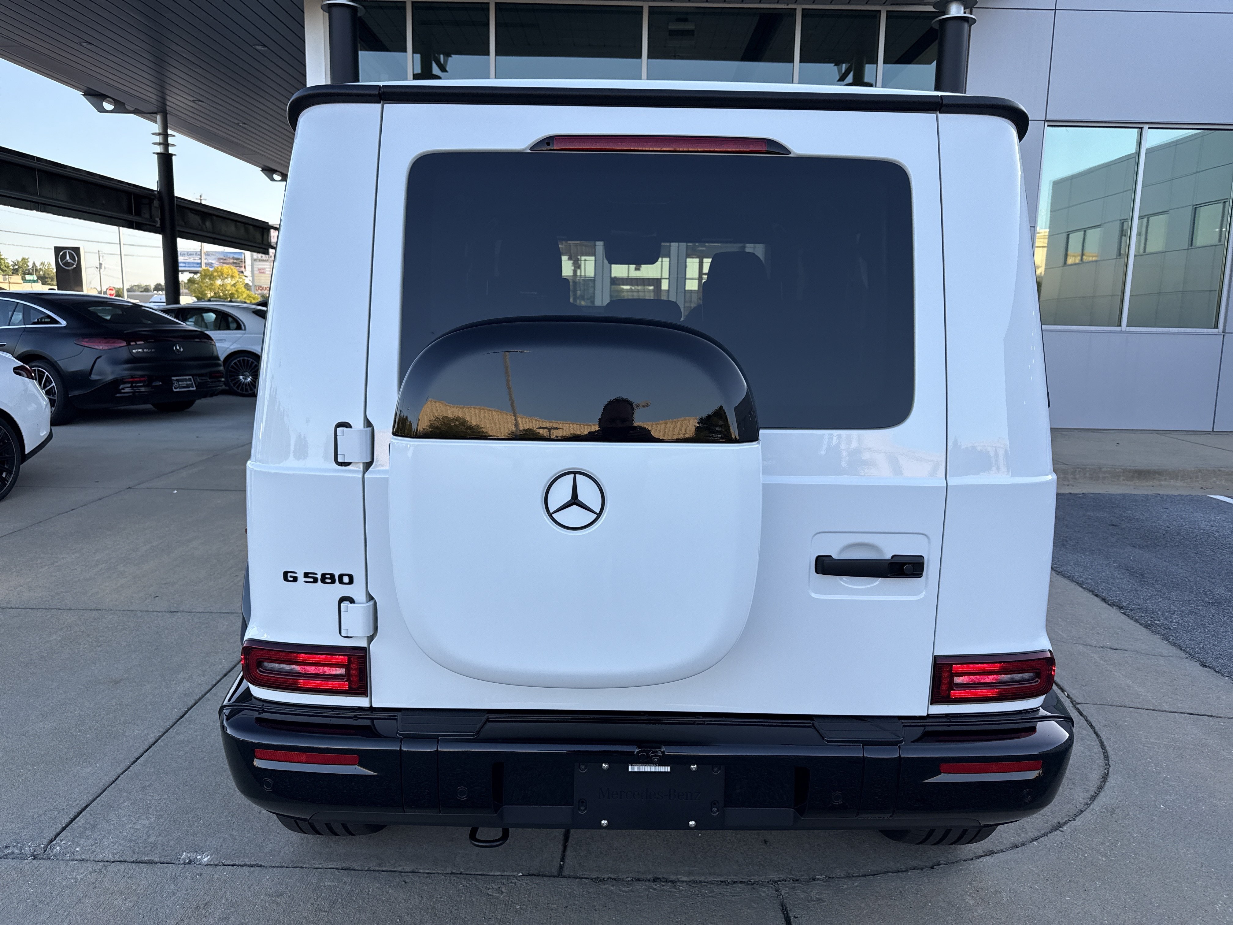 New 2027 Mercedes-Benz G 580 e image 11
