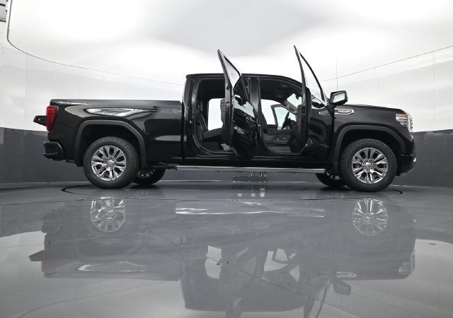 Used 2026 GMC Sierra 1500 Denali AWD/4WD image 33