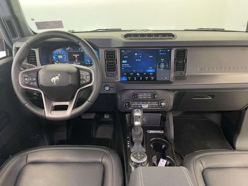 Used 2025 Ford Bronco Badlands w/ Sasquatch Package AWD/4WD image 22