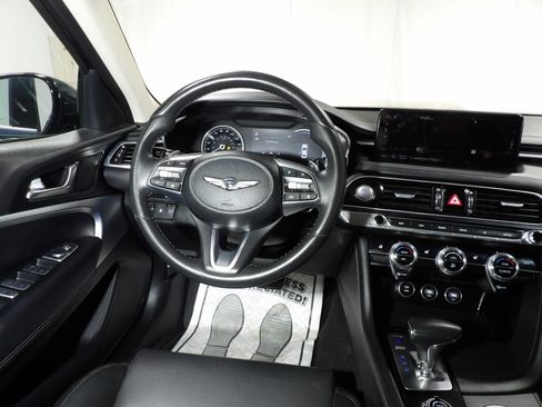 Used 2023 Genesis G70 2.0T AWD/4WD image 15