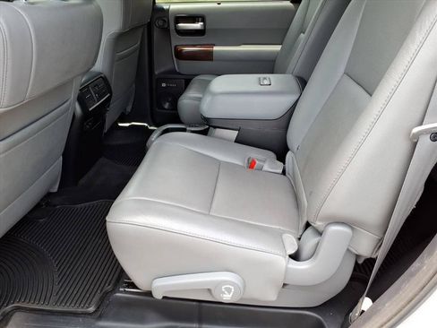 Used 2013 Toyota Sequoia Platinum AWD/4WD image 12