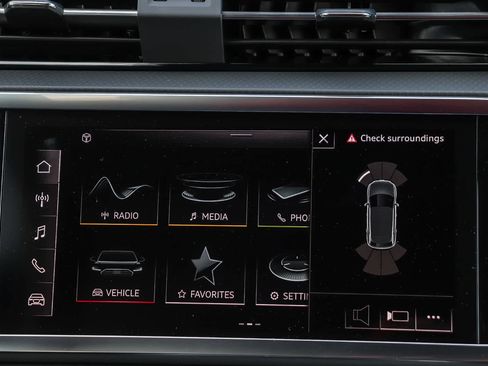 New 2025 Audi Q3 2.0T Premium image 19