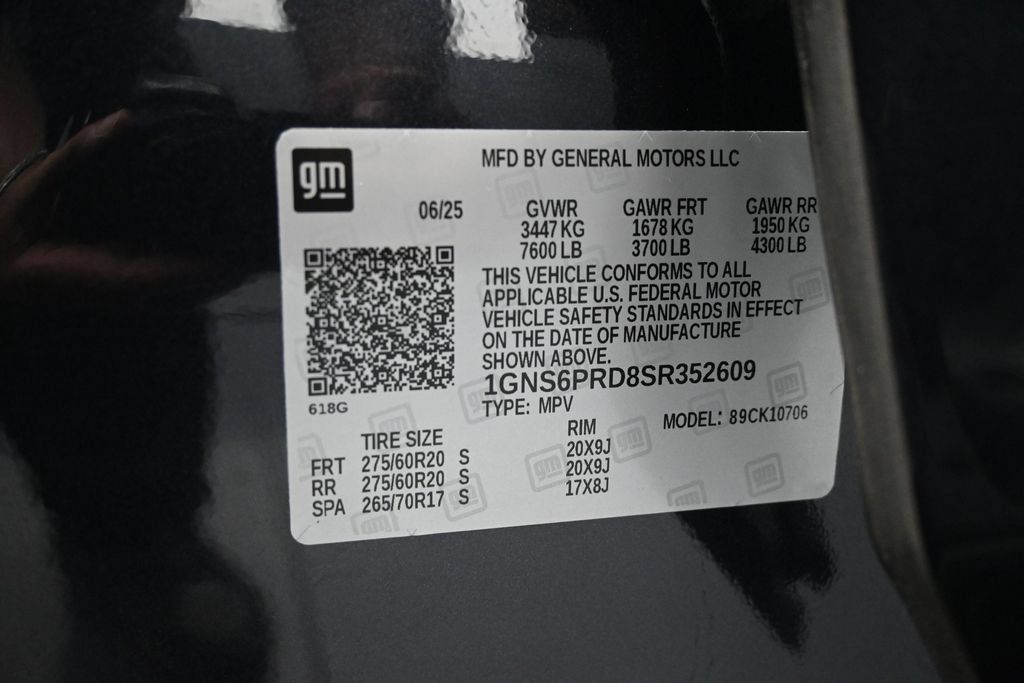 Certified 2025 Chevrolet Tahoe Z71 AWD/4WD image 15