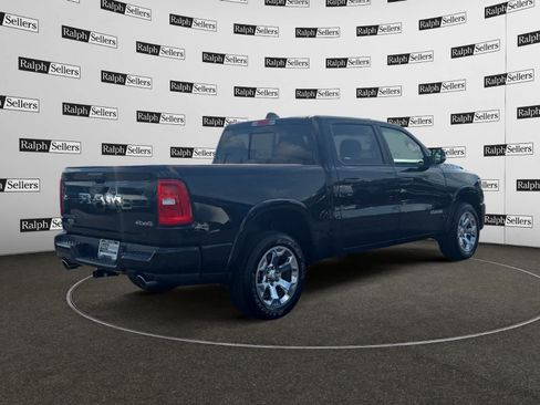 Used 2025 RAM 1500 Big Horn AWD/4WD image 6
