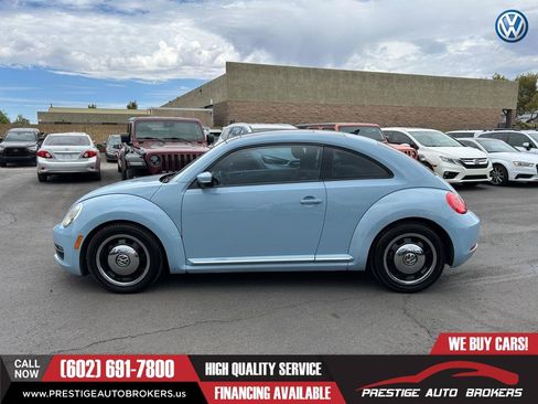 Used 2013 Volkswagen Beetle 2.5 FWD image 2