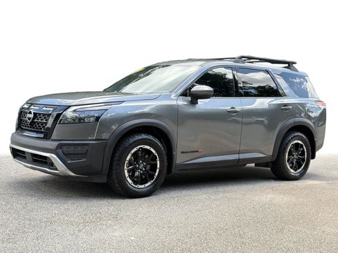 Used 2024 Nissan Pathfinder Rock Creek AWD/4WD image 22