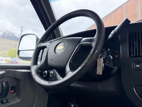 Used 2014 Chevrolet Express 3500 LT w/ LT Preferred Equipment Group RWD image 9