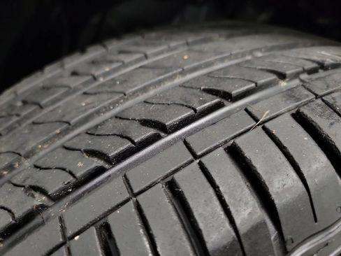 Used 2023 Nissan Rogue S image 11