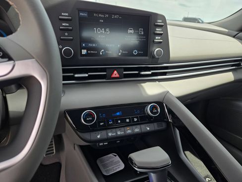 New 2026 Hyundai Elantra SEL Sport Premium FWD image 11
