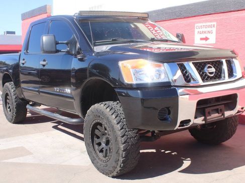 Used 2008 Nissan Titan SE RWD image 3