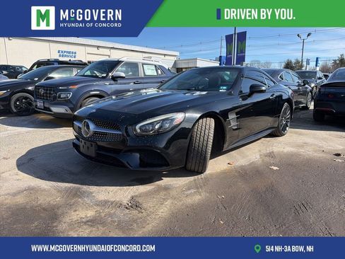 Used 2017 Mercedes-Benz SL 550 image 3