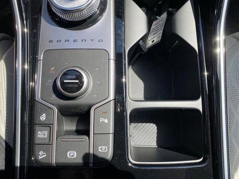 New 2026 Kia Sorento SX Prestige AWD/4WD image 40
